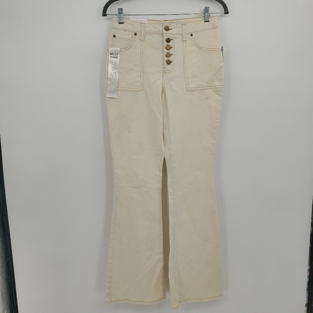 ♤♤ Tinseltown Cream Button Fly Flare Leg Jeans Size 1 NWT